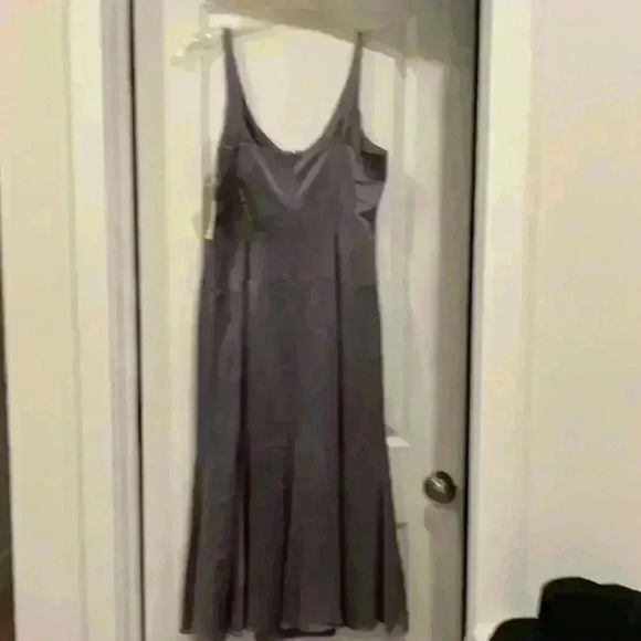 Anne Klein Lavender Evening‎ Dress - Picture 4 of 6